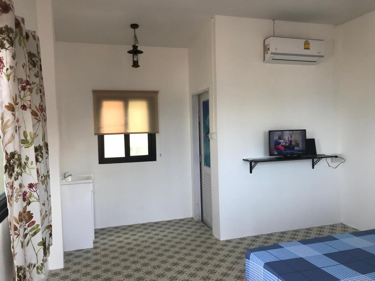 班武里府Grandmabalcony住宿加早餐旅馆 外观 照片